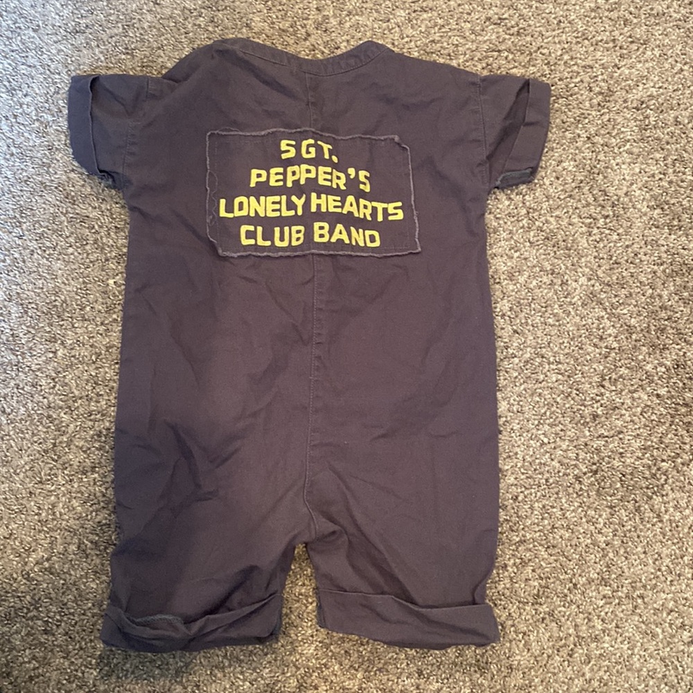 Sgt Pepper’s Lonely Hearts Club Band Onesie 2T Collectible The Beatles